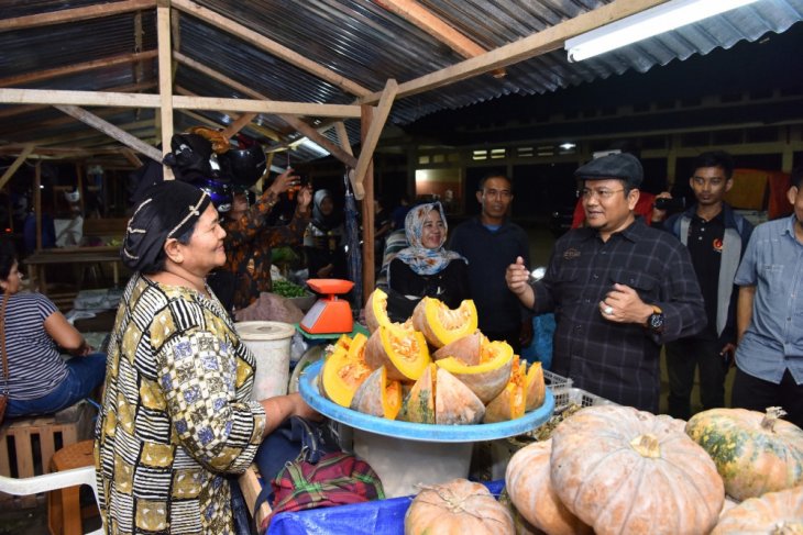 Maulana sidak Pasar Induk Talang Gulo