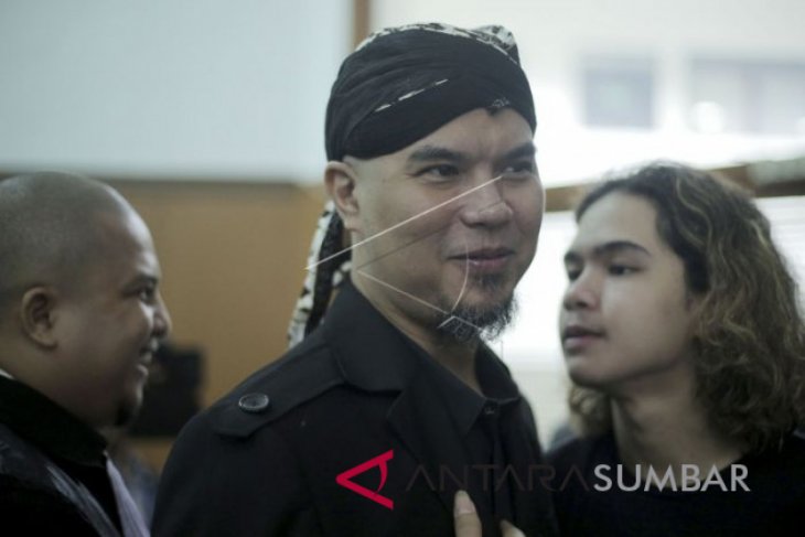 Usai bebas, Ahmad Dhani langsung jalani pidana kedua hari ini