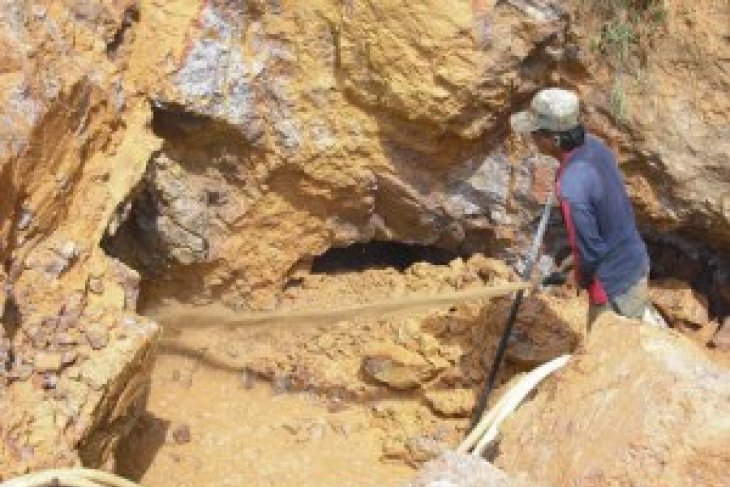 Warga Tambangulang Kalsel keluhkan Larangan