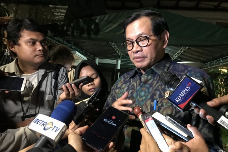 JK pimpin rapat TKN Jokowi-Ma'ruf di Dharmawangsa