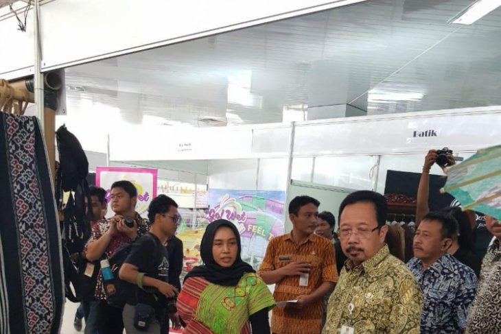 Dinas Pariwisata Bekasi gelar pameran kreatifitas industri