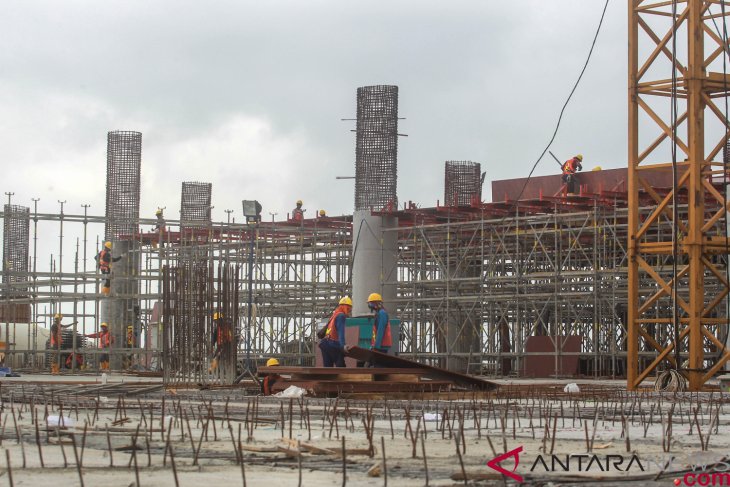 Railway and new airport to come on line the same day