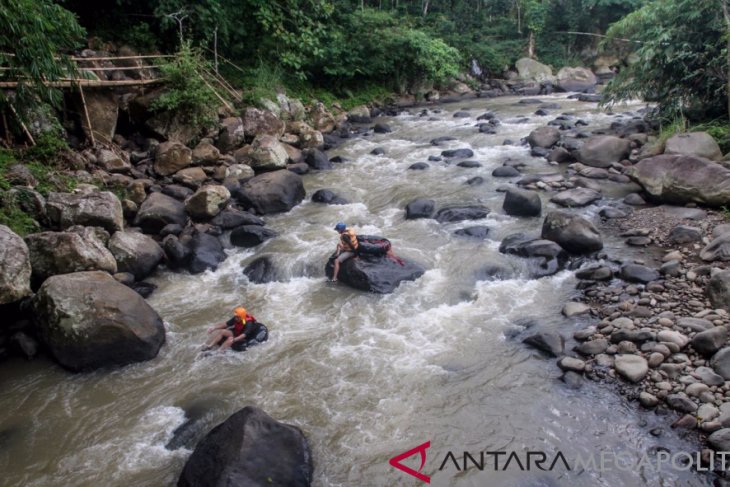 Obyek wisata Purwakarta dikunjungi 2,3 juta orang