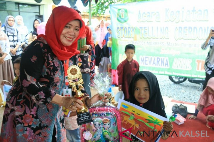 Mewarnai Gambar Becak Untuk Anak Tk - Mewarnai Gambar Lucu