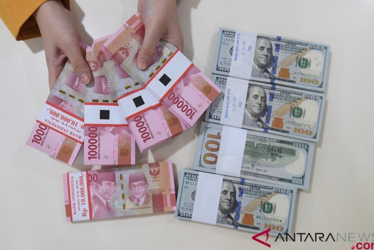 Rupiah pagi menguat jadi Rp14.095