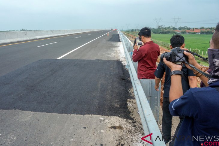 Toll roads are among sources of economic growth: minister