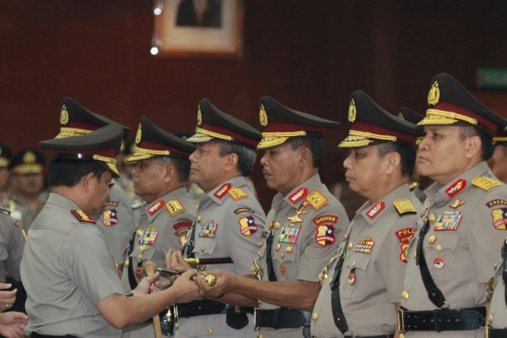 Komjen Pol Idham Aziz calon pangganti Jendral Pol Tito
