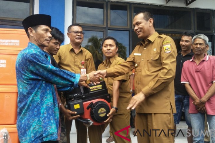 Warga Serang Kembali Salurkan Bantuan Korban Tsunami Pandeglang