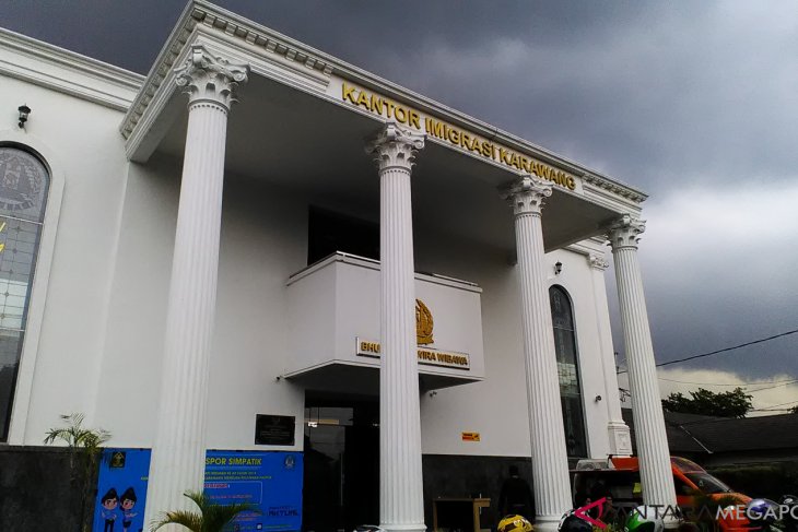 Kantor Imigrasi Karawang telah terbitkan 11.600 paspor