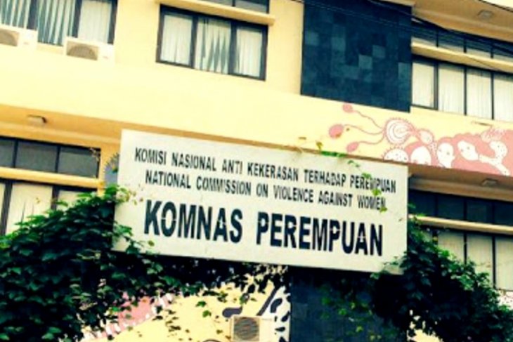 Komnas perempuan sayangkan pemberitaan berlebihan korban prostitusi daring
