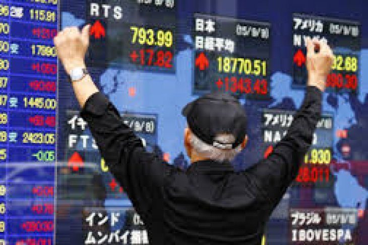 Bursa saham Tokyo dibuka sedikit menguat jelang pertemuan Fed