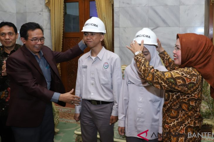 38 Mahasiswa Penerima Beasiswa Pemkab Serang Siap Bekerja