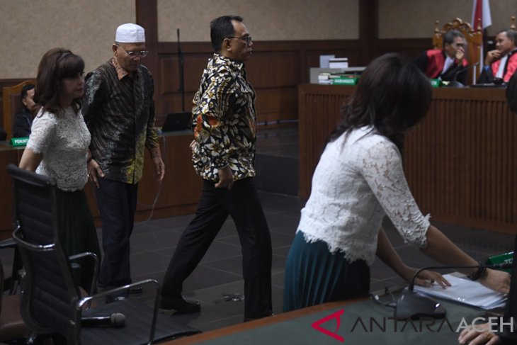 Empat mantan anggota DPRD Sumut divonis 4 tahun penjara