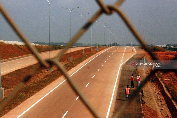 Proyek nasional di Karawang dorong masuknya investasi