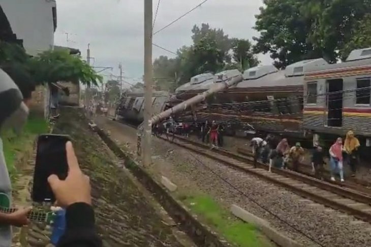 Tidak ada korban jiwa akibat KRL Jakarta-Bogor anjlok