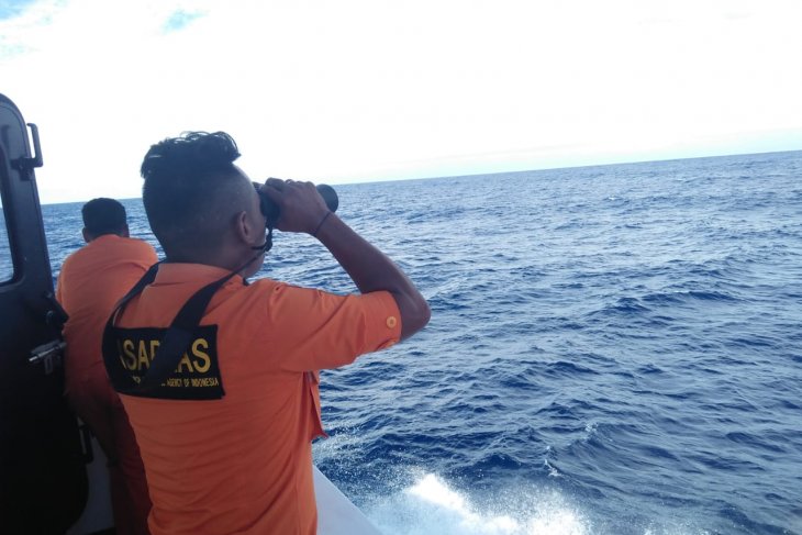 Tim SAR belum temukan satu penumpang yang jatuh ke laut