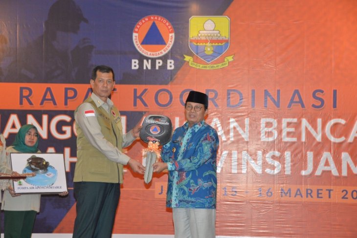Gubernur Jambi minta manajemen penanggulangan bencana terus diperkuat