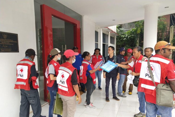 PMI Siapkan Kantong Jenazah Evakuasi Korban Banjir Papua