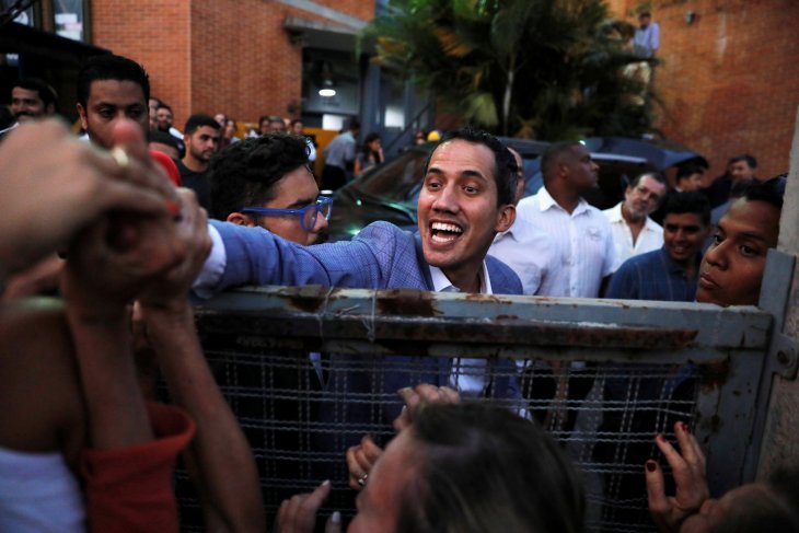 Badan Intelijen Venezuela culik kepala staf Juan Guaido