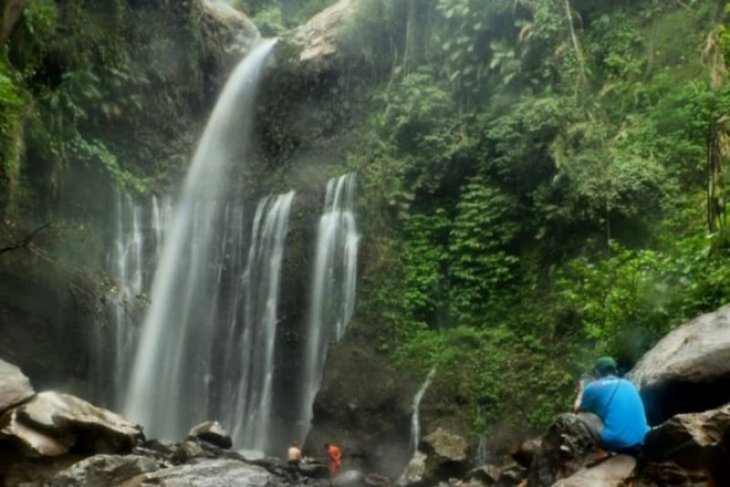Korban meninggal akibat gempa di NTB jadi tiga orang