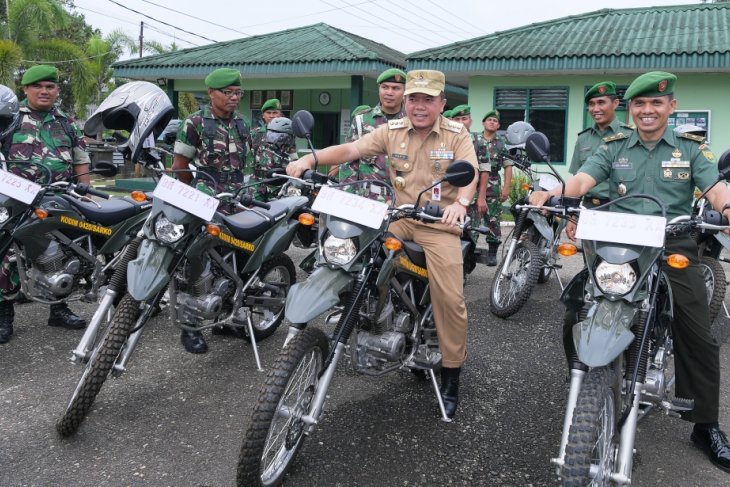 Kodim 0420/Sarko terima bantuan 16 unit motor trail