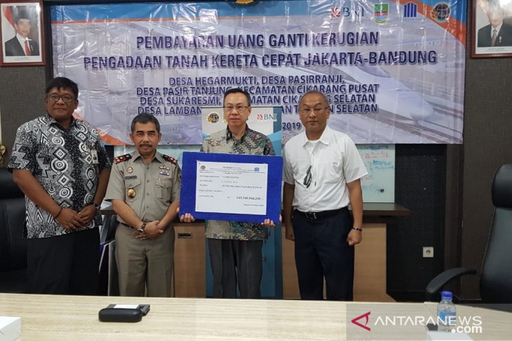 Pembebasan lahan kereta cepat di Bekasi 95 persen