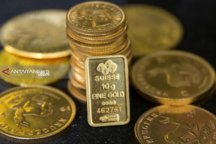 Harga emas naik di atas 1.500 dolar jelang pertemuan penting bank sentral