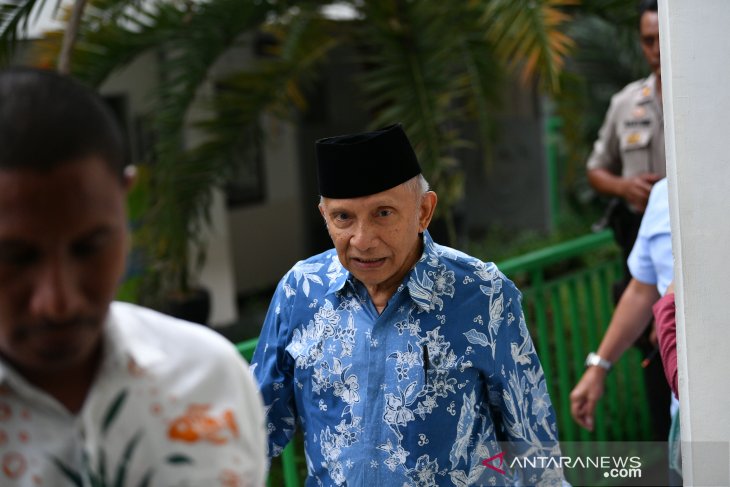 Amien Rais penuhi paggilan polisi