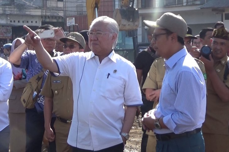 Pengembang diimbau tidak jual kios terlalu mahal