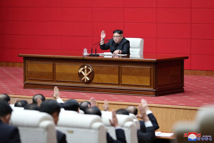 Kim Jong Un kawal uji coba senjata taktis baru