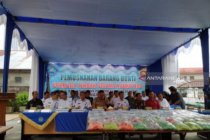 BNNP Kalbar musnahkan 107 kilogram sabu dan ribuan ekstasi