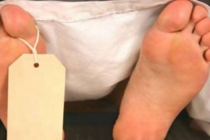 Ditemukan luka pada bagian belakang leher jasad wanita terbungkus
