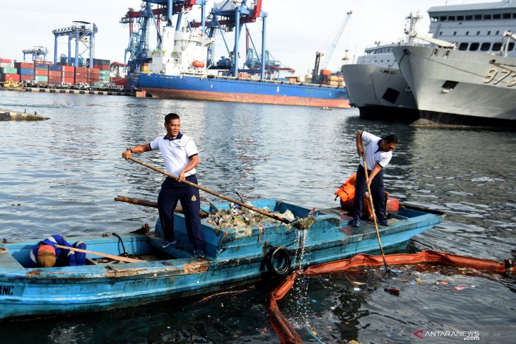 Indonesia's 30 days At Sea to tackle marine pollution crime