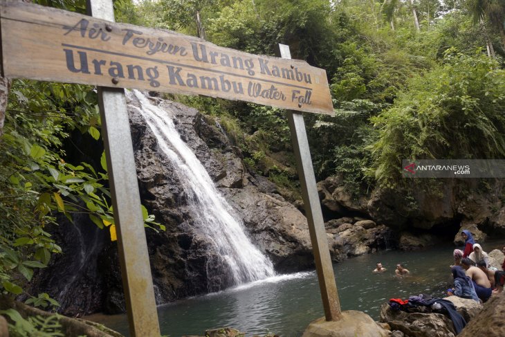 Banyu Nget Ikon Wisata Rintisan Di Trenggalek Antara News