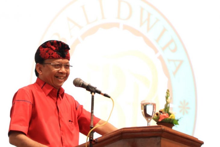 Gubernur minta acara internasional gunakan aksara-busana Bali