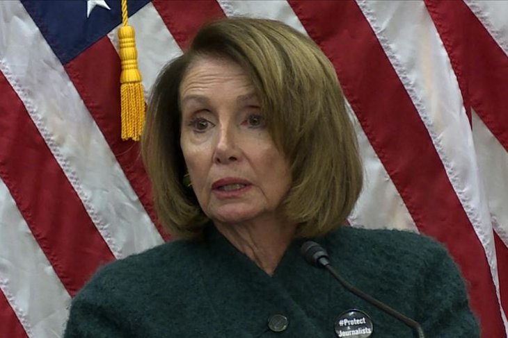 Pelosi Berbicara Dengan Polisi Capitol Mengenai Keselamatan Ilha