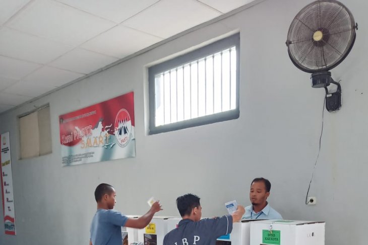 Warga binaan Rutan Muntok antusias laksanakan Pemilu 2019