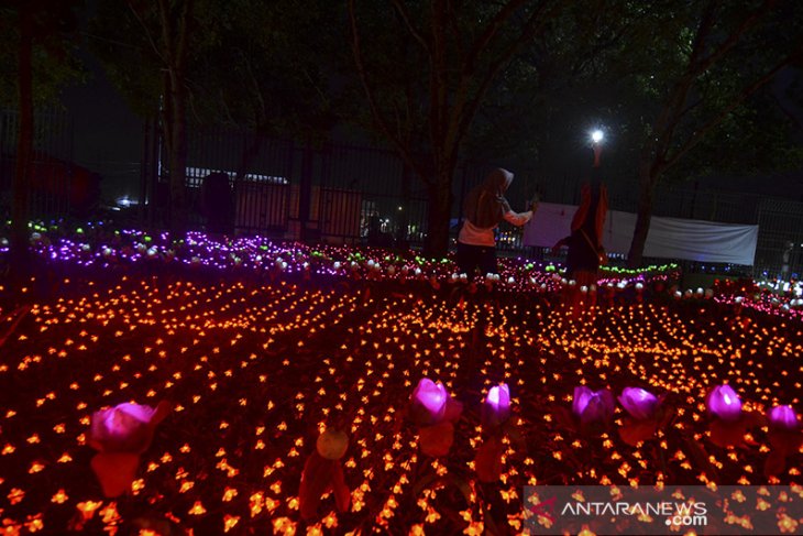 Wisata Pesona Taman Lampion