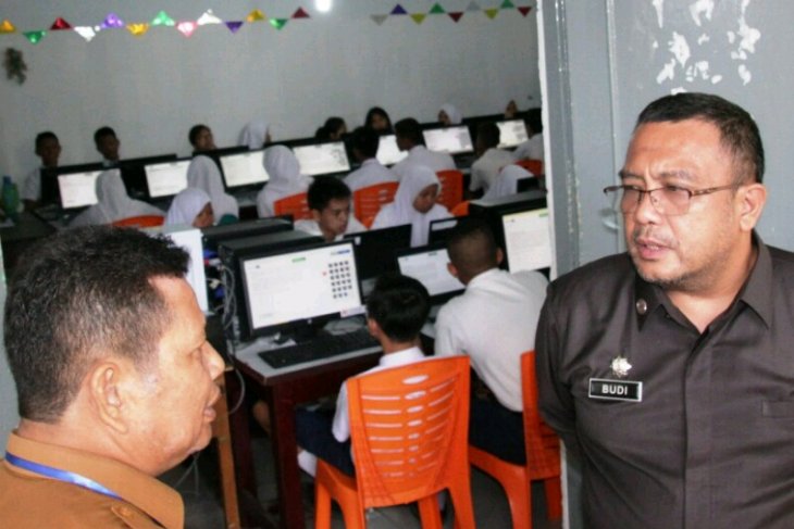 12.096 pelajar SD dan SMP di Pematangsiantar ikuti UN