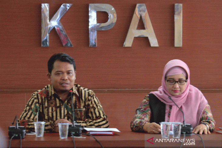 KPAI sebut audisi bulutangkis Djarum dekatkan anak pada rokok