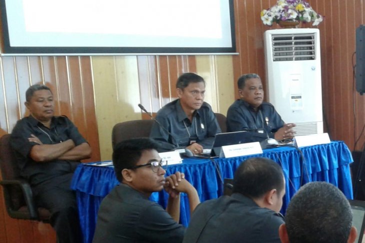 Impor Maluku April 2019 melonjak