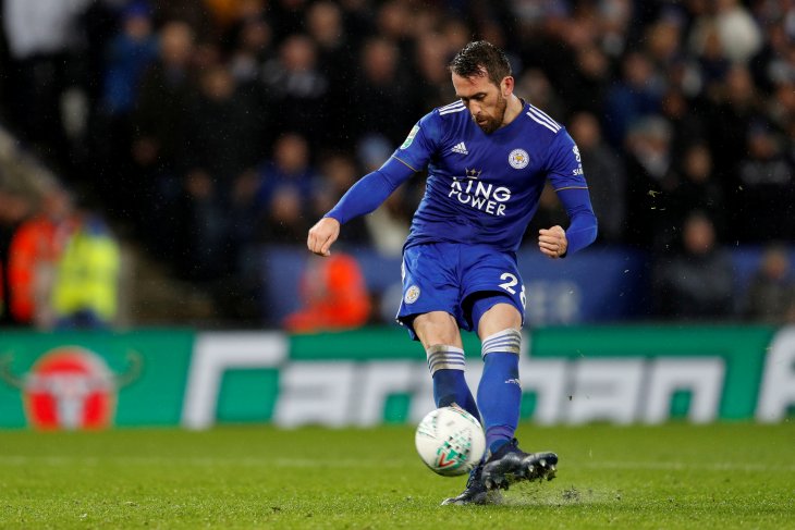 Christian Fuchs tetap bela Leicester sampai 2020