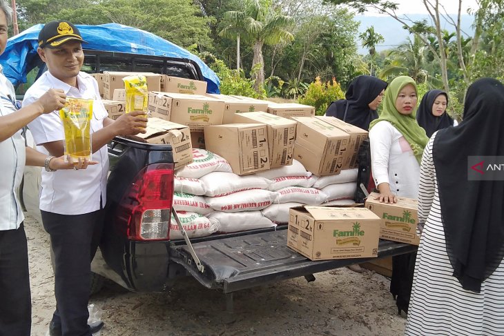 Pemkab Madina gelar operasi pasar