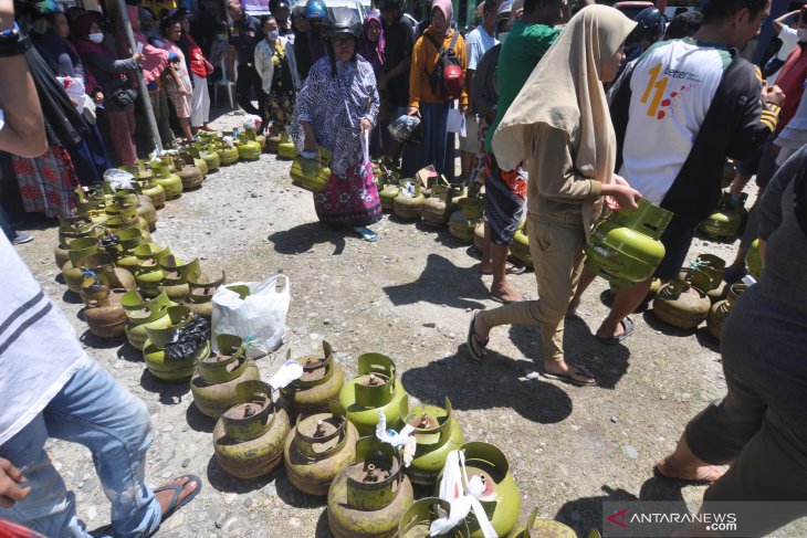 Pertamina bersama Disperindag Mukomuko gelar operasi pasar gas bersubsidi