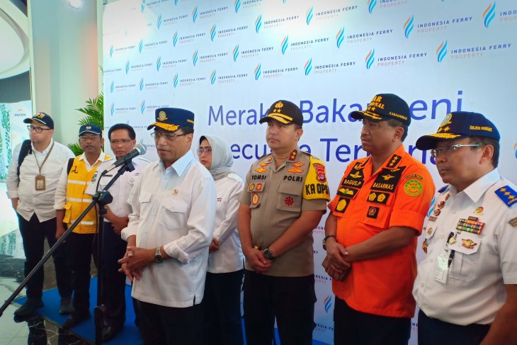 Bigger vessels to ply on Merak-Bakauheni crossing: Minister