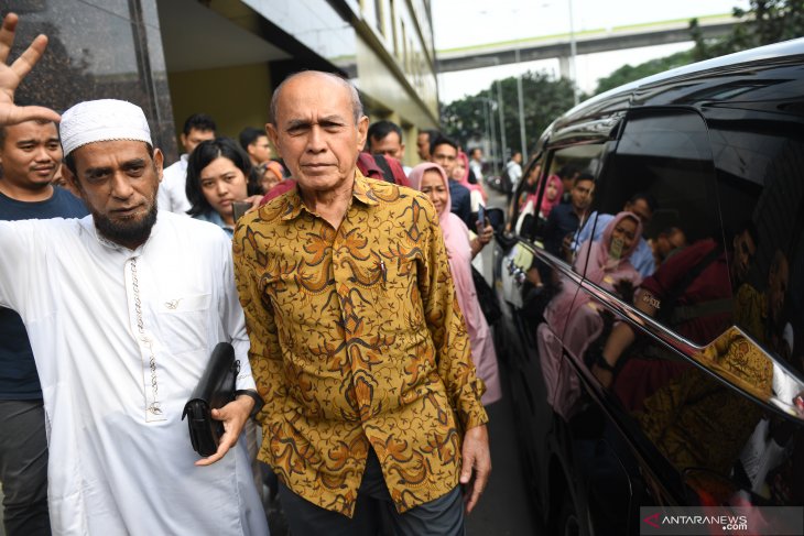 Mayjen (Purn) Kivlan Zen datangi Polda Metro guna jadi saksi Eggi