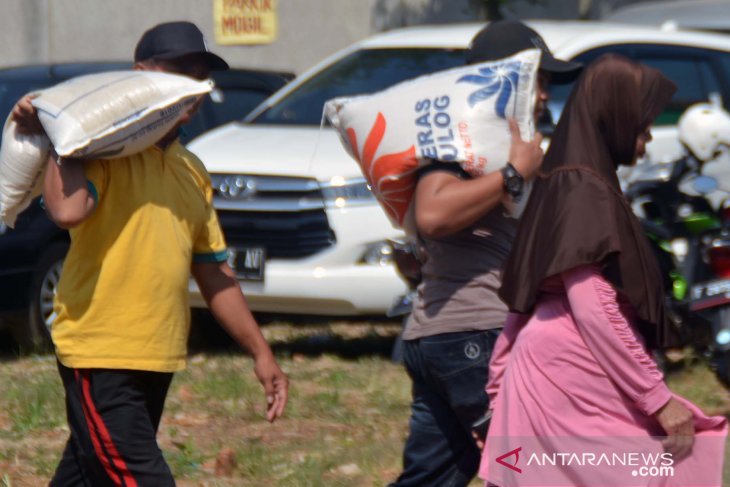 Stok kebutuhan pokok di Karawang aman selama Ramadhan