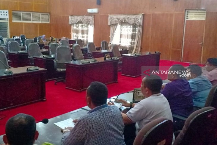 Legislatif pertanyakan LKPj tahunan Pemkot Padangsidimpuan