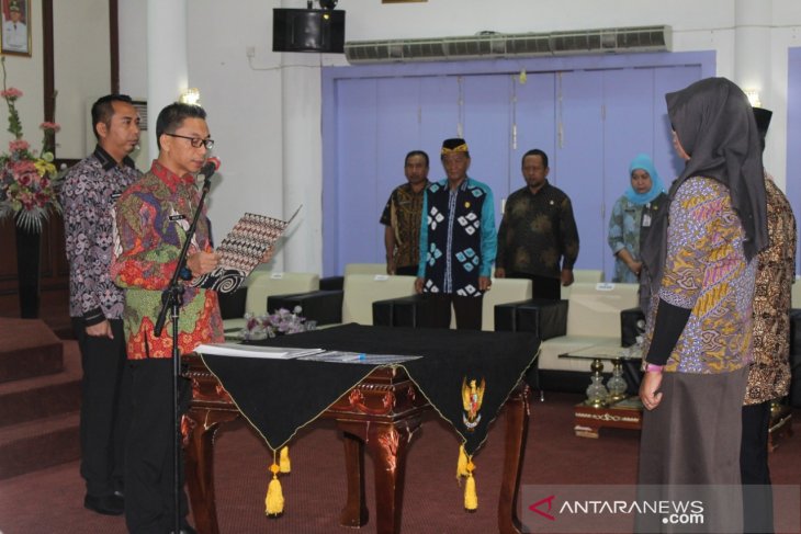 Sebanyak 41 Pejabat Pemda Paser Dilantik