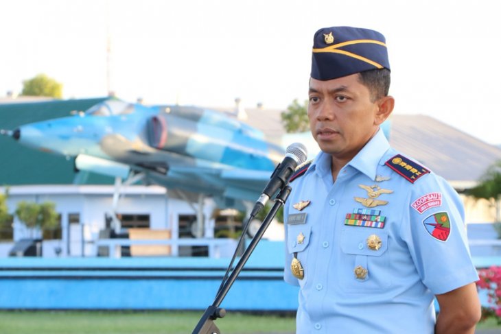 Cuaca buruk, tujuh pesawat tempur Prancis mendarat di Lanud SIM